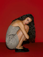 Tia Flat