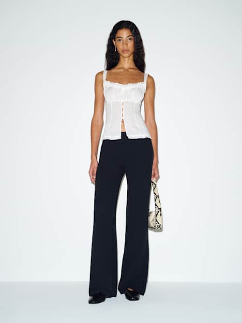 Vida Low Rise Short Pant