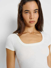 Marnie Tee