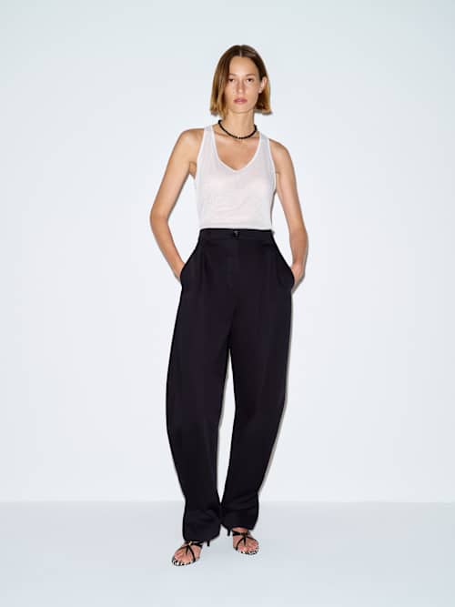 Oria Barrel Leg Pant